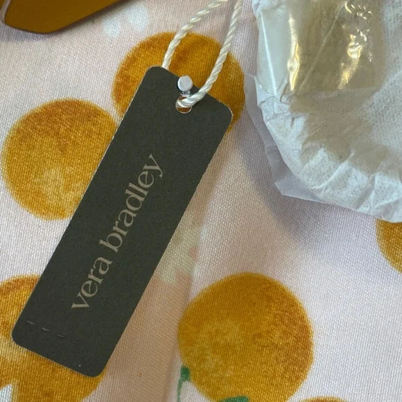 Vera Bradley Bee Design Yellow Coin Purse🐝🌻🐝 - Picture 6 of 12